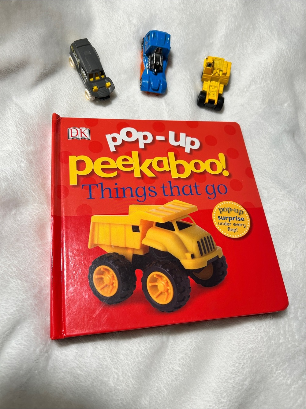 Pop-Up Peekaboo! Things That Go - Red Cover